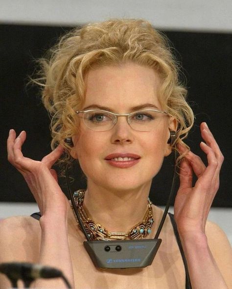 Nicole Kidman in Cannes, 2003 | Instagram Daenerys Targaryen Costume, Visual Gallery, Obsessed With Her, Beauty Hair Color, Celebrity Makeup, Hair Inspo Color, Nicole Kidman, I Love Girls, Womens Glasses