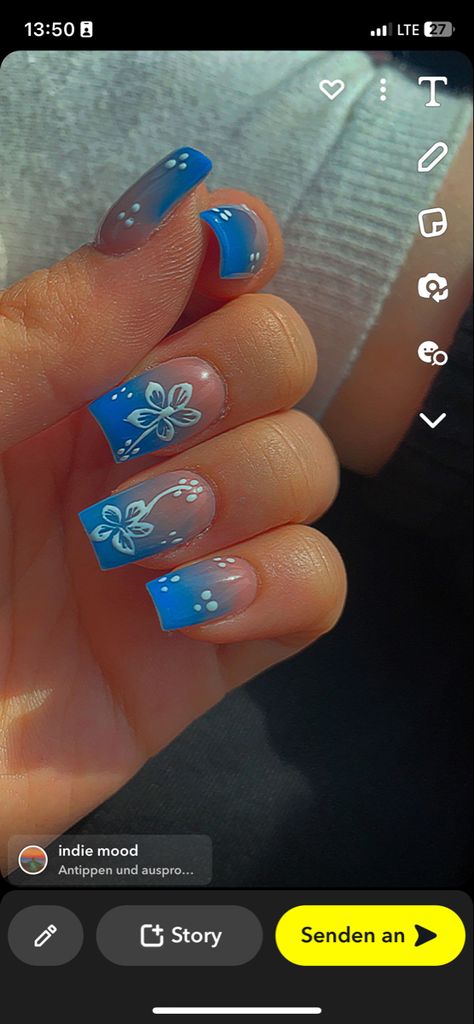 Teal Hawaiian Nails, Moana Acrylic Nails, Stitch Theme Nails, Beach Themed Nails Acrylic, Lilo And Stitch Acrylic Nails, Tropical Themed Nails, Hawian Nails Acrylic, Stitch Themed Nails, Moana Nails Acrylic