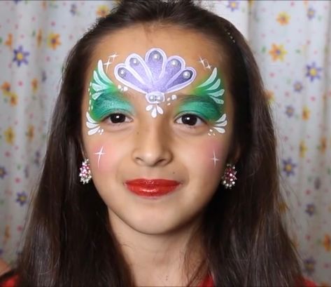 Ariel Makeup For Kids, Face Painting Mermaid Easy, Simple Mermaid Face Paint, Seashell Face Paint, Easy Mermaid Face Paint, Mermaid Face Paint Easy, Mermaid Face Paint Kids Easy, Ariel Face Paint, Mermaid Makeup For Kids