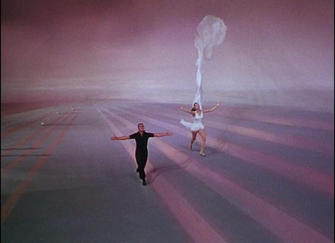 The Rain Movie, Here's To The Fools Who Dream, Cyd Charisse, Rain Wallpapers, Septième Art, Gene Kelly, Singing In The Rain, Film Inspiration, Moving Pictures