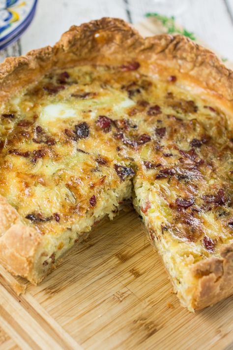 Filet Mignon Chorizo, Best Quiche, Leek Quiche, Savoury Pies, Breakfast Quiche Recipes, Quiche Recipes Easy, Gf Breakfast, Boozy Brunch, Breakfast Quiche