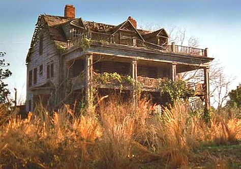 A decade ago, Noah (Ryan Gosling) won Allie (Rachel McAdams) back by remodeling a historic home in the sob-rom The Notebook. The Notebook House, Notebook House, Home Makeovers, Blue Shutters, In The Middle Of Nowhere, Abandoned House, Middle Of Nowhere, Abandoned Mansions, The Notebook