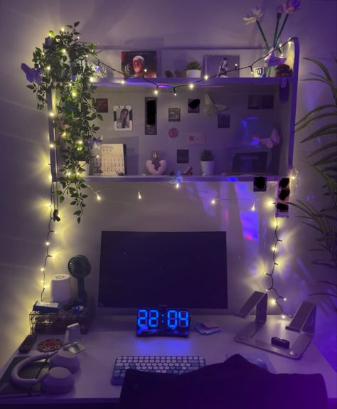 desk aesthetic, keyboard, digital clock, fairy lights, plant aesthetic, flower aesthetic Fairy Lights Desk, Fairy Desk, Aesthetic Keyboard, Desk Aesthetic, Desk Inspo, Light Study, Setup Ideas, Aesthetic Flower, Digital Clock