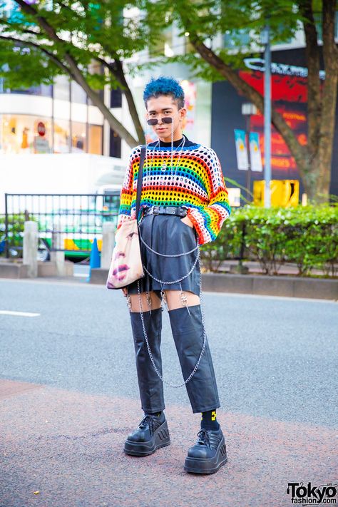 Harajuku Streetwear Style w/ Blue Hair, ME Harajuku, Kinji, Demonia, MPQ, Faith Tokyo & Gallerie Asian Streetwear Fashion, Streetwear Hairstyles, Harajuku Boy, Education Tattoos, Quotes Outdoors, Harajuku Street Fashion, Tattoos Celebrities, Cutout Pants, Harajuku Street Style