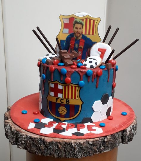 Pablo Gavi Birthday Cake, Football Cake Messi, Barcelona Messi Cake, Barcelona Cake Ideas, Barcelona Birthday Cake, Pastel Messi, Messi Cake Ideas, Messi Birthday Cake, Bolo Do Barcelona