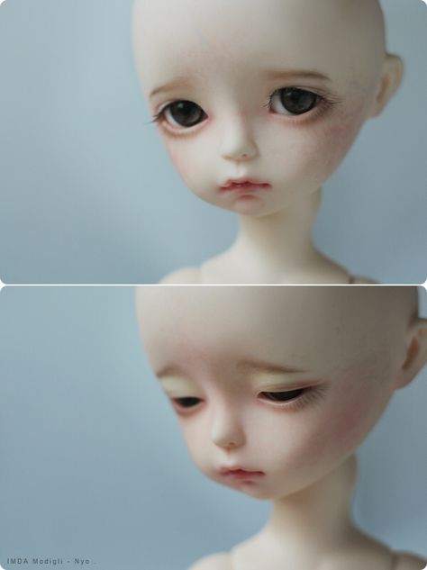 Modigli Porcelain Doll Face, Doll Faces, Ball Jointed Doll, 캐릭터 드로잉, Jointed Dolls, Arte Inspo, Poses References, Creepy Dolls, Porcelain Doll