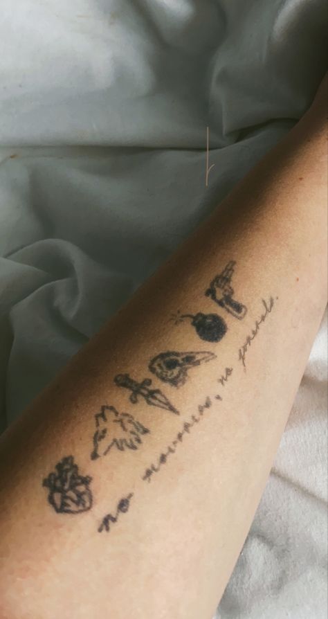 Grishaverse Tattoo Ideas, Kaz Brekker Tattoo, No Mourners No Funerals Tattoo, Six Of Crows Tattoo Ideas, Grishaverse Tattoo, Shadow And Bone Tattoo, Small Crow Tattoo, No Mourners No Funerals, Shadow Bone