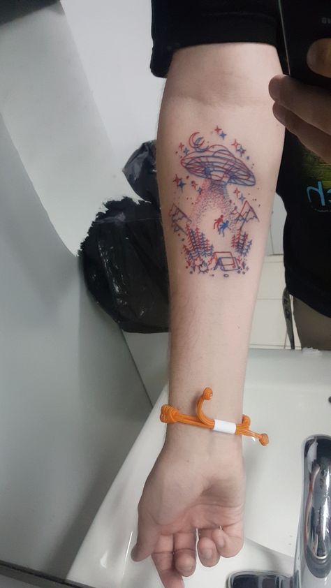 Got my first tattoo last week. Converge Tattoo, Girly Tattoo Ideas Unique, Tatuagem Masculina Pequena, Forearm Tattoo Design, Alien Tattoo, Inspiration Tattoos, Hand Tattoos For Women, Tattoo Girls, Home Tattoo