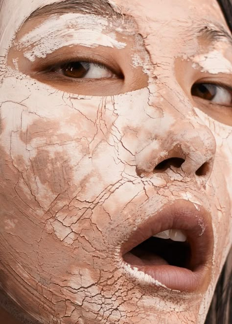 Editorial Vogue, Vogue China, Mud Mask, Image Skincare, Beauty Shoot, Editorial Makeup, Clay Masks, روتين العناية بالبشرة, Fashion Photography Editorial