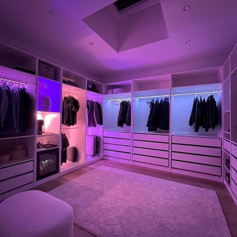 Philips Hue on Instagram: "This walk-in closet just raised the (mini) bar on wardrobe design. 📸: arkitetvillaen #PhilipsHue #HueLightstrip #closetsofinsta" Cottage Ideas, Philips Hue, Walk In Wardrobe, Hue Philips, Light And Space, October 20, Wardrobe Design, Light Installation, Mini Bar