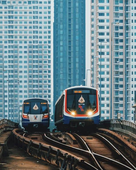 Bangkok | Features on Instagram: “📷Credit:👉🏼 @nut.1705 👈🏼 The Bangkok Mass Transit System, commonly known as the BTS or the Skytrain. The system consists of 48 stations…” Bangkok Instagram, Bts Station, Bangkok City, Bangkok, Thailand, Train, Bts, Collage, On Instagram