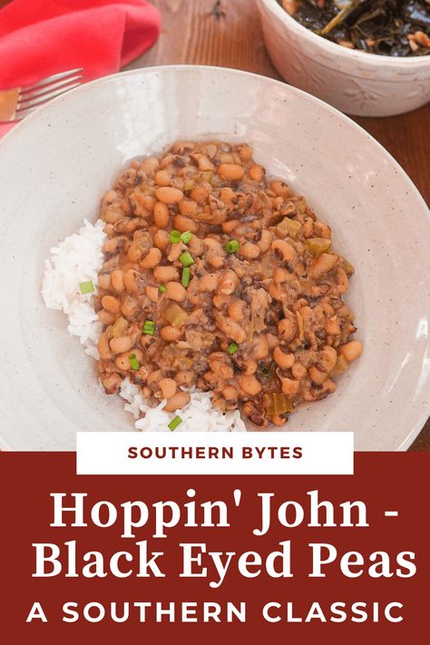 Hoppin' John is as southern as it gets - creamy black-eyed peas cooked with bacon, onions, and garlic - served with a side of homemade cornbread and collard greens. Hopping John Recipe Black Eyed Pea, Hoppin John Recipe Southern Style, Southern Black Eyed Peas, Black Eyed Peas Recipe, Hoppin John, Peas Recipe, Homemade Cornbread, Cooking Bacon, Southern Dishes