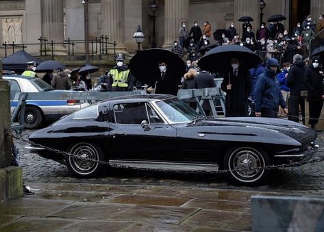 Corvette Stingray Black, Messy Model, The Batman Robert Pattinson, 1963 Corvette Stingray, Robert Pattinson Batman, Corvette Vintage, Pattinson Batman, Batman Robert Pattinson, Batman Aesthetic