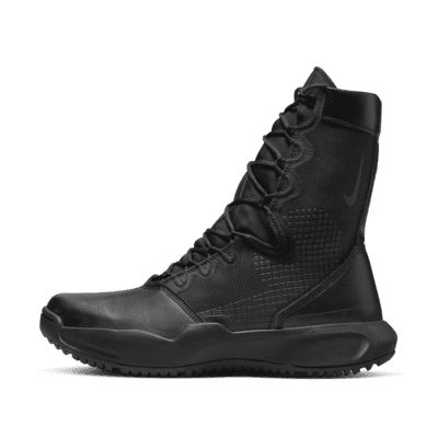 Nike Sfb, Military Combat Boots, Suit Ideas, Tactical Shoes, Military Combat, Tactical Boots, Free Shoes, Triple Black, Tactical Gear