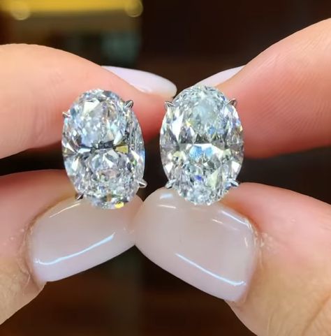 Excited to share the latest addition to my #etsy shop: Gorgeous Oval Cut Moissanite Stud Earrings, 2.8 Carat D/VVS1 Moissanite Stud, Women Stud Female, Stud Women, Romantic Earrings, Art Deco Wedding Rings, Oval Moissanite, Daily Jewelry, Metal Detail, Moissanite Earrings, Stud Jewelry