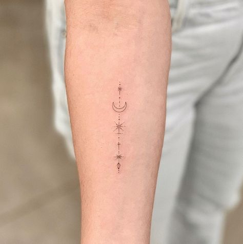 Acab Tattoo, Moon Star Tattoo, Stars Tattoo, Unalome Tattoo, Muster Tattoos, Bff Tattoos, Small Hand Tattoos, Discreet Tattoos, Subtle Tattoos