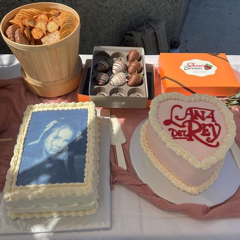 March: "Paris, Texas" by Lana Del Rey | Instagram Lana Del Rey Bday Party, Lana Del Rey Birthday Party Aesthetic, Lana Del Rey Food, Lana Themed Party, Lana Del Ray Cake Ideas, Lana Del Ray Birthday Theme, Lana Del Rey Birthday, Lana Del Rey Cake Birthday Ideas, Lana Del Rey Birthday Theme