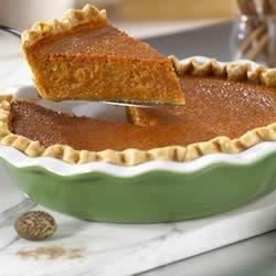 Sweet Potato Pie Yam Dessert, Classic Cupcake Recipe, Sweet Potato Pie Southern, Delicious Holiday Desserts, Best Potato Recipes, Dessert Pie, Sweet Potato Pies Recipes, Easy Pie Recipes, Thanksgiving Pies