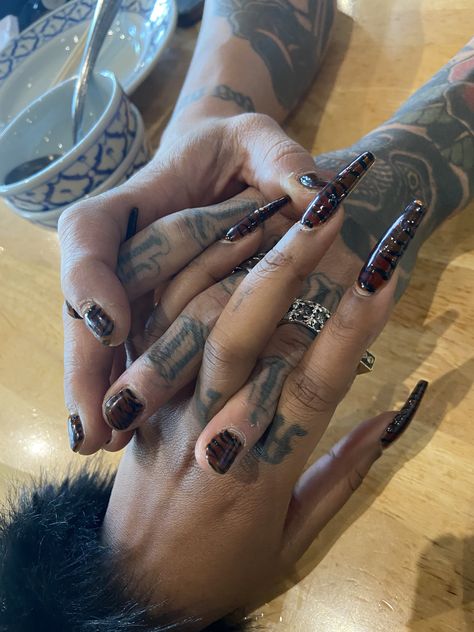 Couples Nails Ideas Matching, Boyfriend And Girlfriend Nails, His And Hers Nails, Matching Couple Nails, Matching Nails With Boyfriend, Couples Nails, Couple Outfit Goals, Matching Nails, S Nails