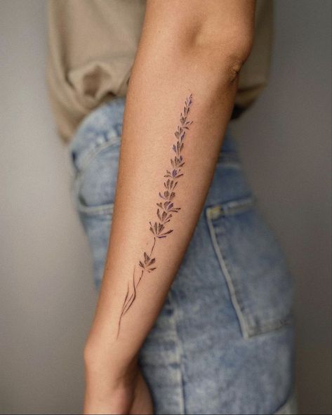 Forearm Tattoos For Women, Wrap Around Wrist Tattoos, Lavender Tattoo, Chic Tattoo, Small Forearm Tattoos, Cool Forearm Tattoos, Forearm Tattoo Women, Hand Tattoos For Women, Wrist Tattoos For Women