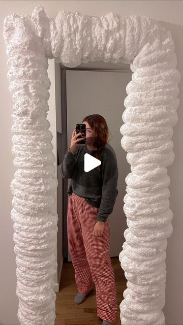 manon ✨🪐🦂 on Instagram: "🪞✨ DIY ✨🪞du miroir nuage #diy #foammirror" How To Make A Cloud Mirror, Diy Cloud Mirror Frame, Cloud Light Mirror, Cloud Mirror Diy, Cloud Mirror Foam Led Lights, Cloud Mirror Led, Cloud Mirror, December 19, Instagram Diy