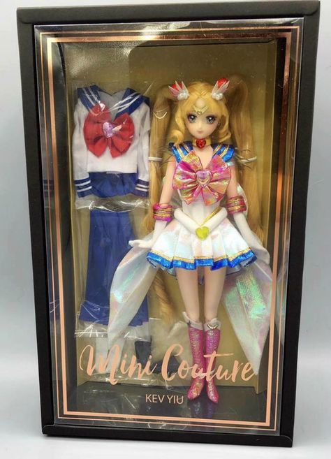 muñeca Barbie en su caja Singles Inferno, Sailors Scouts, Japan Toys, Sailor Moon Toys, Sailor Moon Merchandise, Sailor Moon Screencaps, Arte Sailor Moon, Sailor Scout, Sailor Moon Fan Art