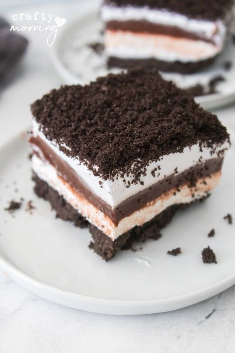 5 Layer Oreo Lasagna Dessert - Crafty Morning Chocolate Lush, Chocolate Lasagna Dessert, Pudding Oreo, Oreo Lasagna, Cookie Delight, Lasagna Dessert, Cookies Cheesecake, Cookie Pudding Dessert, Chocolate Lasagna Recipe