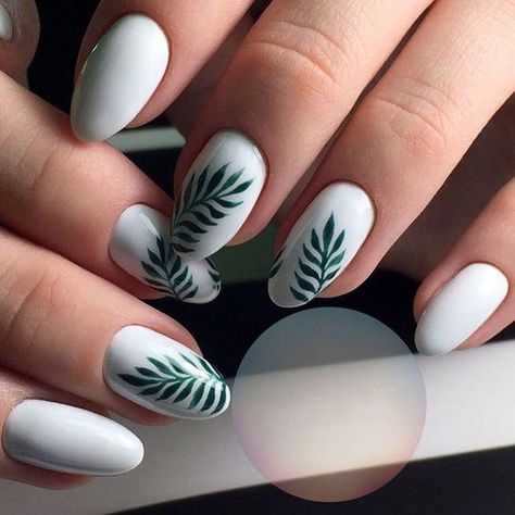 Leaves Nails, Fall Leaves Nail Art, Beach Nail Designs, Cute Summer Nail Designs, French Pedicure, Gel Pedicure, Summer Nails Beach, Tropical Nails, Flower Nail Designs