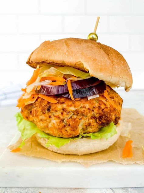 Air Fryer Turkey Burgers - Through The Fibro Fog Healthy Comfort Food Dinners, Tea Party Sandwiches Recipes, Histamine Foods, Healthy Air Fryer Recipes, Air Fryer Turkey, Low Histamine Foods, Histamine Diet, Turkey Patties, Healthy Air Fryer