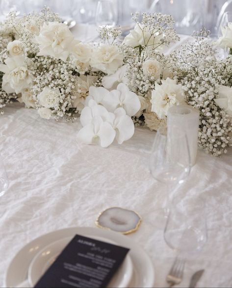 Beige Wedding Theme Table Settings, Top Table Decor, Baby's Breath Wedding Table Decor, White Flower Table Arrangements, Babies Breath Table Runner, White Carnations Wedding, Elegant White Wedding, Wedding Table Florals, Floral Centerpieces Wedding