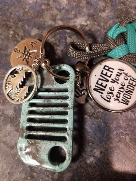 Jeep Keys, Jeep Hair, Jeep Wave, Jeep Grill, Cars Jeep, Car Things, Dream Cars Jeep, Jeep Lover, Jeep Jeep