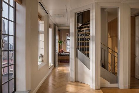 W72nd Penthouse | MUTUUS STUDIO; Photo: Gabe Border | Archinect Penthouse Apartment New York, Penthouse Door, Small Media Rooms, Historic Apartment, Apartment New York, Oliver Cromwell, Small Kitchenette, New York Penthouse, Stairway Design