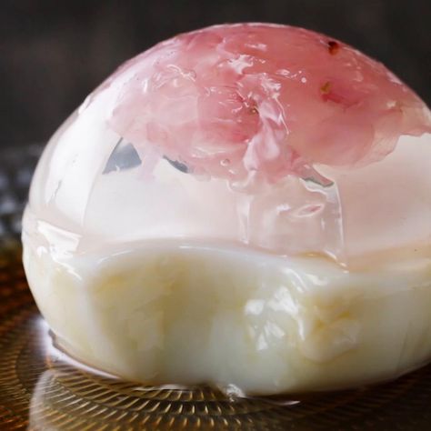 Cherry Blossom Raindrop Cake Recipe by Tasty Rain Drop Cake, Raindrop Cake, Japanese Dessert Recipes, 3d Jelly Cake, Drop Cake, Brown Sugar Syrup, Clam Recipes, Jelly Cake, Unique Desserts