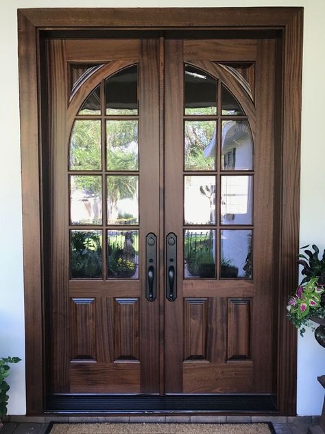 Front Double Door Ideas Entrance, Single Exterior Door, Double Entry Door, Front Door Images, Front Doors Ideas, Double Front Entry Doors, Double Doors Exterior, Custom Front Doors, Beautiful Front Doors