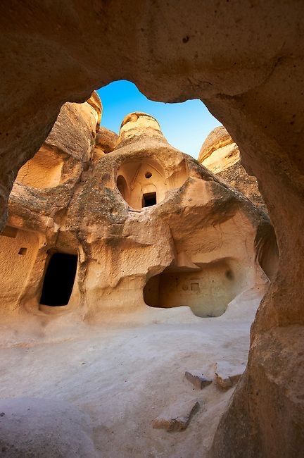 Europe Landmarks, Pictures Of Turkeys, Turkey Photos, Cappadocia Turkey, Christian Rock, Sacred Architecture, Fantasy City, Turkey Travel, Travel Images