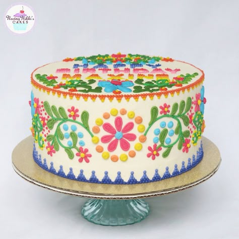 Mexican embroidery inspired cake for a fiesta-themed party (swipe for more pictures of the cake) #mexicancake #mexicanembroidery #mexicanembroiderycake #mexicanfiesta #mexicanfiestacake #embroiderycake #birthdaycake #quinceañeracake #grandrapids #grandrapidsmi Mexican Fiesta Cake, Mexican Cake, Mexican Birthday Parties, Fiesta Cake, Cake Style, Quinceanera Cakes, Fiesta Theme Party, Mexican Embroidery, Cookie Cake