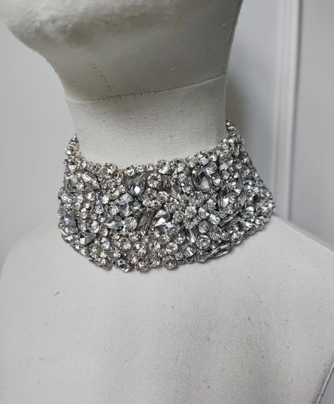 The Spring wedding season has been all about the sparkle for our gorgeous brides. A bespoke commission for a bride in South Carolina. A hand embroidered crystal choker with a luxuriously soft silk dupioni lining. #gibsonbespoke #luxejewels #luxuryweddings #bespokejewellery #bespokebridalaccessories #handembroidered #crystalchoker Silk Dupioni, Crystal Choker, Bespoke Jewellery, Spring Wedding, Wedding Season, Bridal Accessories, Luxury Wedding, South Carolina, Pink Dress