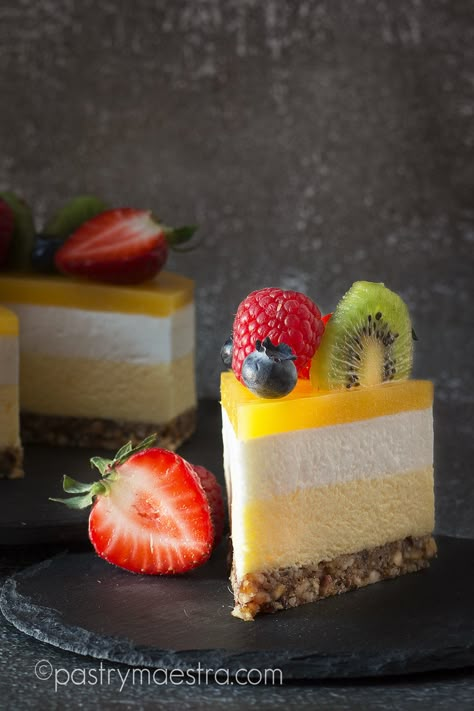 Easter Mousse Cake, Coconut And Mango Cake, Mango Coconut Mousse Cake, Mango Mouse Cakes, Mango Mousse Cake Recipe, Coconut Mousse Cake, Coconut Mousse Recipe, Vegan Mousse Cake, Coconut Mouse