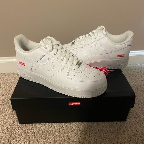 Supreme AF1 Supreme Af1, Supreme Store, The Supreme, Message Me, All Fashion, Sneakers Nike, Fashion Inspo, Nike, Wardrobe