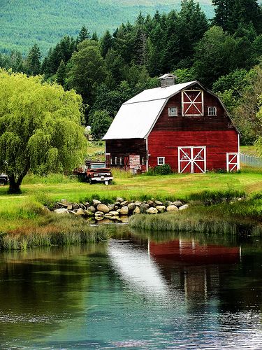 Futurist Architecture, Barn Pictures, Country Barns, Barns Sheds, Farm Barn, Farms Living, Country Scenes, Red Barns, Old Barns