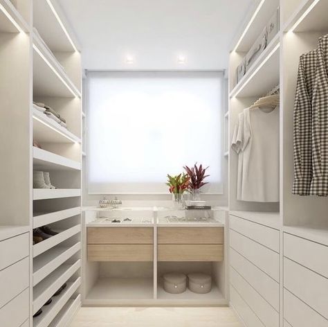 Beautiful Closets, Simple Closet, Dream Closet Design, Walk In Closet Design, Walking Closet, Closet Design Layout, Closet Renovation, Walk In Robe, Closet Layout