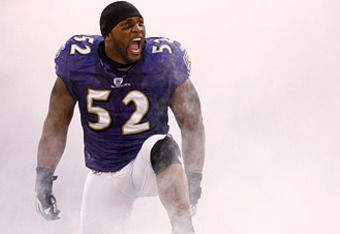 ru ru ru rayyy Ray Lewis Wallpapers, Ray Lewis Quotes, Nfl Photography, Football Aesthetics, Football Poses, Football Pics, Ray Lewis, Sports Pics, Football American