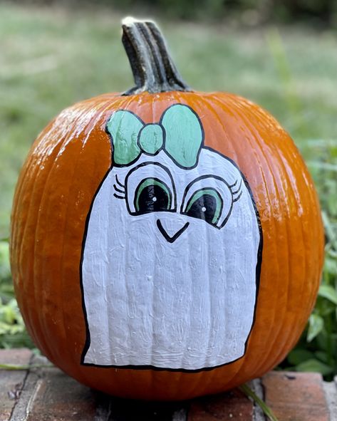 Pumpkins Painted Like Food, Pumpkin Painting Ideas Medical, Pumpkin Painting Easy, Animal Themed Painted Pumpkins, Ocean Themed Pumpkin Painting, Funny Pumkin Paintings, Easy Pumpkin Painting Ideas, Cute Painted Pumpkin Ideas, Acrylic Nails At Home