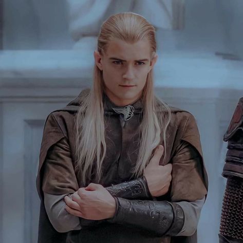 Legolas Aesthetic Icons, Legolas Greenleaf Aesthetic, Legolas Icon, Legolas Hot, Hobbit Aesthetic, Lotr Legolas, Legolas And Tauriel, Legolas Greenleaf, Lotr Elves