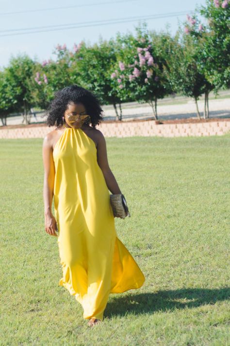 Sunshine Yellow | The UO Summer Maxi Dress Yellow Maxi Dress Outfit, Sundress Aesthetic, Dress Designs For Girls, Yellow Sundress, Yellow Maxi Dress, Simply Fashion, Wedding Guest Looks, Summer Maxi Dress, Classy Women