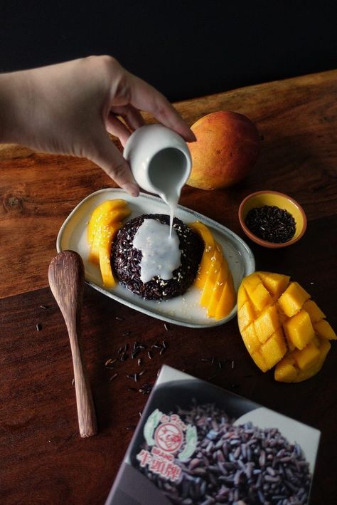 Easy Black Rice & Mango Dessert Black Rice Dessert, Black Rice Bowl, Black Sticky Rice, Make Coconut Milk, Rice Desserts, Mango Dessert, Mango Sticky Rice, Easy Rice, Coconut Sauce