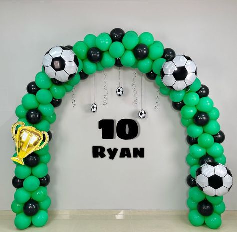 Football Theme Birthday Balloon Arch Decoration for Boys | birthday, balloon | Football Theme Birthday Balloon Arch Decoration for Boys | By MASS Art and Craft | Facebook Football Themed Balloon Arch, Soccer Balloon Arch Ideas, Soccer Theme Birthday Party Decorations Centerpiece Ideas, Soccer Balloon Arch, Football Decorations Party, Football Themed Birthday Party Decorations, Football Balloon Arch, Football Birthday Party Theme, Soccer Balloons