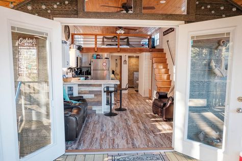 This is a custom-built 400 sq. ft. park model cabin built by Alabama Custom Cabins. It features a custom deck and screened-in porch. Step inside, and you will not be disappointed! Custom 400 Sq. Ft… 400 Sq Ft House, Cabin Stairs, Cottage Tiny House, Tiny House Big Living, Tiny House Towns, Park Model Homes, Cabin Tiny House, Tiny House Builders, Tiny House Floor Plans