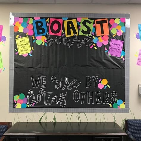 Boast board is up!  How fun is this?!?!  #Regram via @thefirstgradeparade Staff Bulletin Boards, Employee Appreciation Board, Office Bulletin Boards, First Grade Parade, Teacher Morale, Work Bulletin Boards, Morale Boosters, Staff Morale, Teachers Lounge