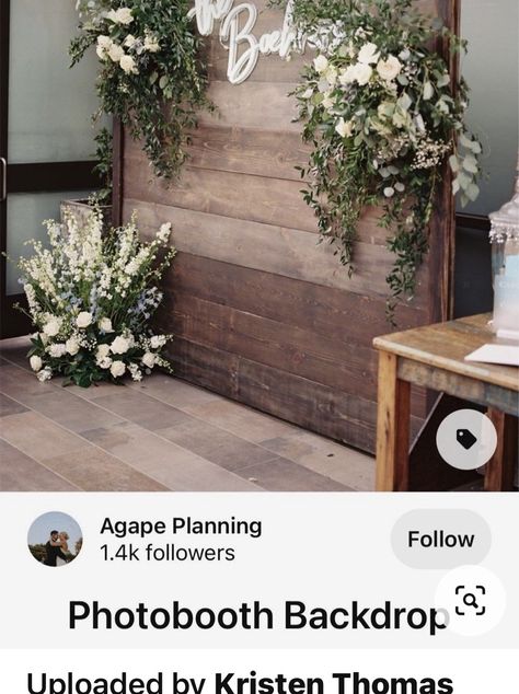 Wood Backdrop Wedding, Wedding Picture Backdrop, Sweetheart Table Backdrop, Sage Green Wedding Colors, Photo Booth Backdrop Wedding, Rustic Wedding Backdrops, Wooden Backdrops, Reception Backdrop, Wedding Reception Backdrop